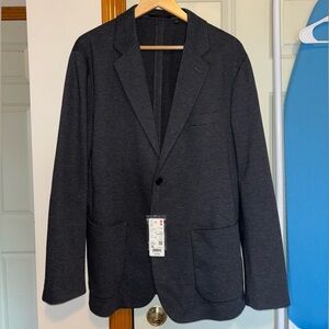 Uniqlo Charcoal Gray Blazer